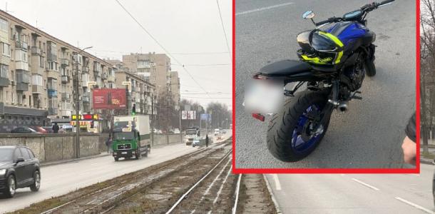 По улицам Днепра носился мотоцикл, который разыскивает Интерпол