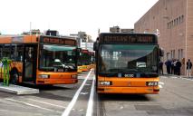 По Дніпру їздитимуть автобуси з Мілану