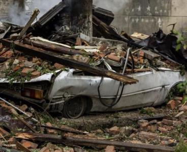 У Дніпрі розшукують власника автомобілю ЗАЗ 1102 “Таврія”, який постраждав від ракетного удару