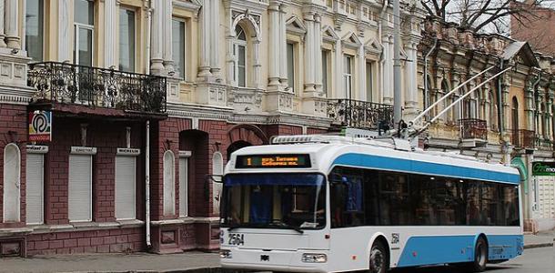 В Днепре две недели на выходных трамваи и троллейбусы будут ездить по-другому: детали