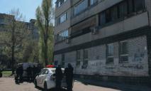 В Днепре на проспекте Героев 87-летний мужчина выпал из окна 8 этажа: комментарий полиции