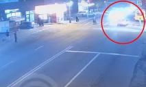 У Дніпрі на Панікахи Hyundai збив 11-річного хлопця на пішохідному переході: відео