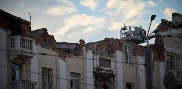 Куда обращаться жителям Днепра, если дом пострадал от ракетного удара: контакты