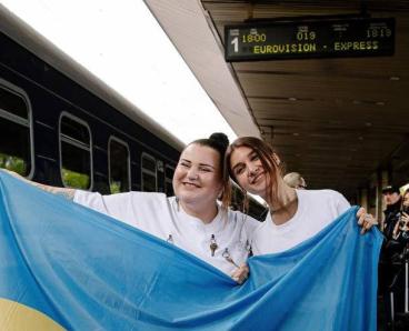 Alyona Alyona та Jerry Heil на Євробаченні збиратимуть кошти для відбудови гімназії на Дніпропетровщині