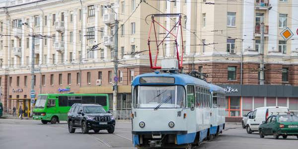 В Днепре на 4 дня перекроют движение транспорта в центре города: как будут курсировать трамваи и авто