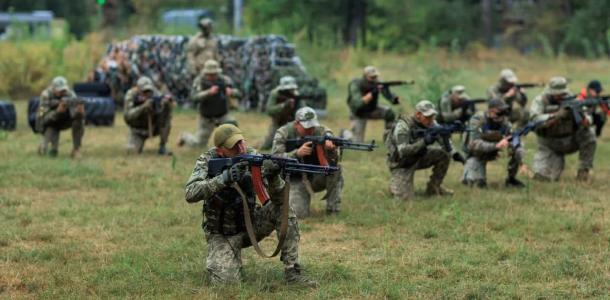 Повестки не будут выдавать и не мобилизуют: в Днепре запускают бесплатный тренинг по военной подготовке