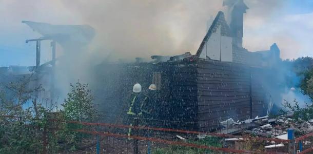 В Днепровском районе произошел пожар на территории садового общества