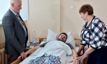 Переніс 6 операцій: у лікарні Дніпра рятують важкопораненого військового
