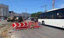 В Днепре идет ремонт трамвайных путей возле Вокзальной площади: когда возобновят движение транспорта