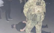 На Днепропетровщине задержан бандит, который «повесил» на коммунальщика 5 тысяч долларов долга