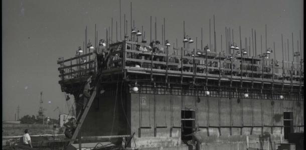 Знаменитый недострой: уникальные фото строительства отеля «Парус» в Днепре (ФОТО)