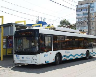 У Дніпрі скоротять кількість тролейбусів та трамваїв на маршрутах