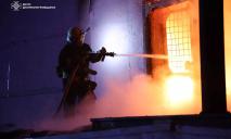 Ворог вночі атакував Дніпропетровщину “шахедами”: виникли пожежі