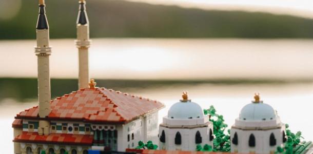 Lego создали конструкторы достопримечательностей Украины, чтобы собрать деньги на восстановление школы на Днепропетровщине