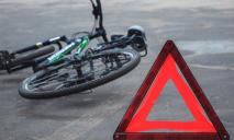 На Днепропетровщине автомобиль сбил 9-летнего ребенка, который ехал на велосипеде