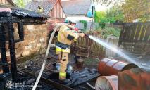 На Дніпропетровщині під час пожежі постраждала жінка