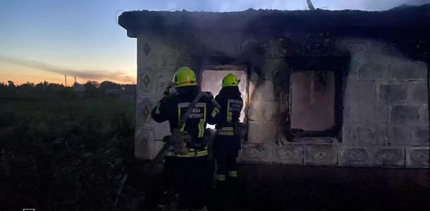 На Днепропетровщине во время ликвидации пожара пожарные обнаружили труп