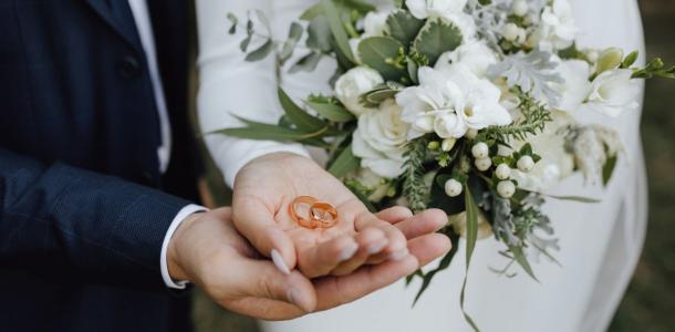 Днепропетровщина — лидер по количеству бракосочетаний в 2024 году: сколько пар создали семью