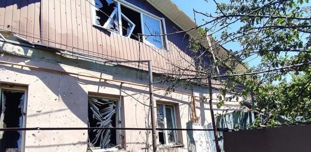Никопольщина пережила за день 5 артобстрелов и 3 атаки дронами-камикадзе