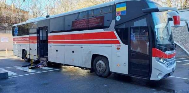 Эвакуационный автобус скорой помощи попал в ДТП на Днепропетровщине