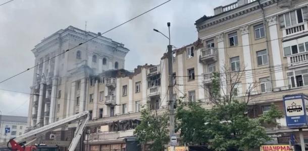 В Днепре из-за ремонта дома, в который попала ракета, перенесут остановку на площади Вокзальной