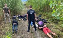 На кордоні з Угорщиною затримали трьох чоловіків з Дніпропетровщини