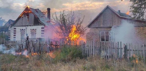 На Днепропетровщине в результате обстрела возник пожар